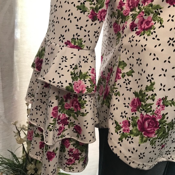 Bell Ruffle Sleeve Flower Long Sleeve Top XL XXL - Picture 3 of 6